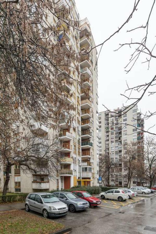 Апартаменты Penthouse "Sky 17" S Balkonom I Besplatnim Parkingom Загреб Экстерьер фото